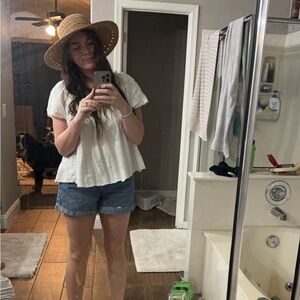 Meet your Posher, Bree